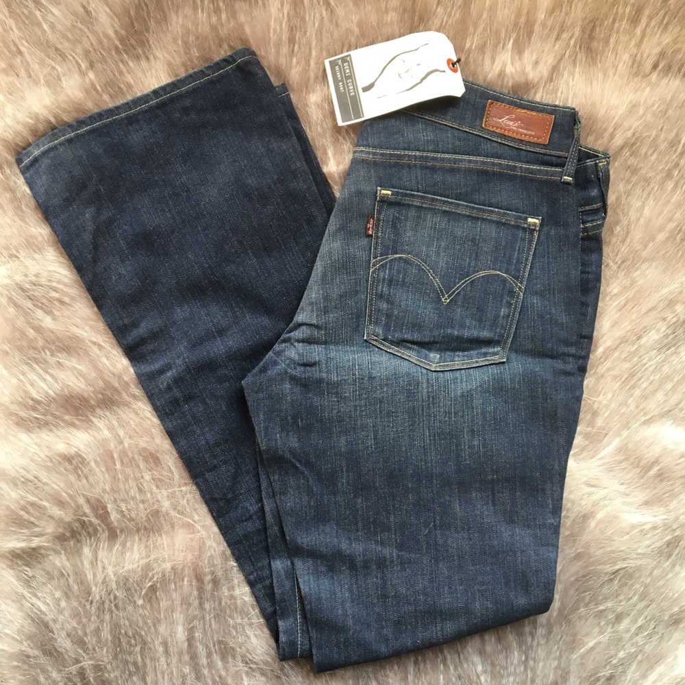 LEVIS | boot cut jeans women’s size 30 - 10 NWT